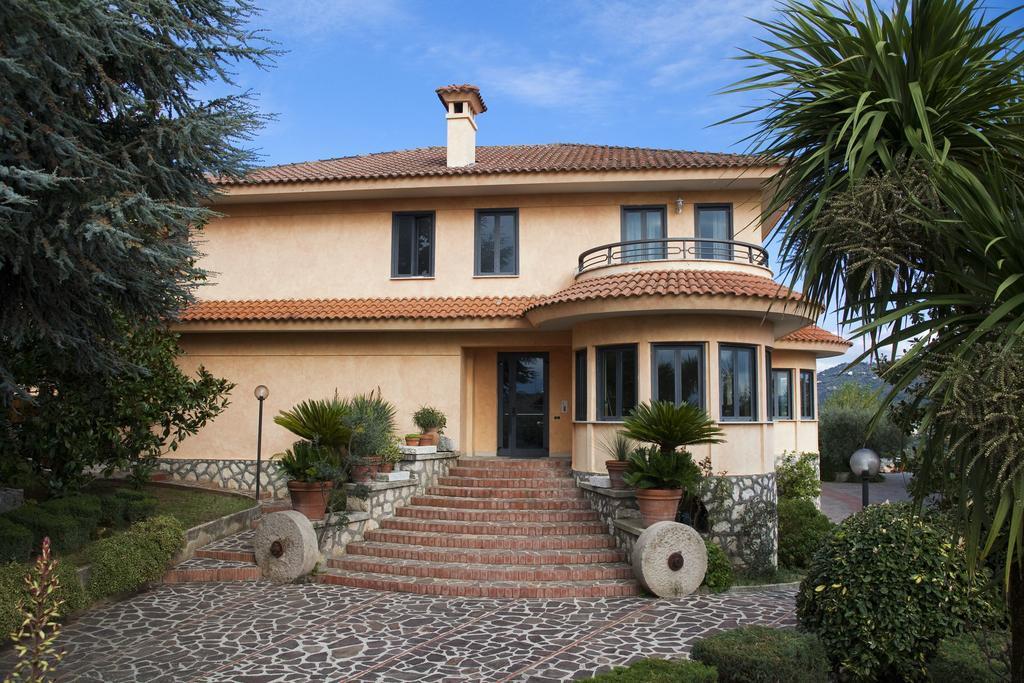 Albergo Ristorante Uliveto Veroli Bagian luar foto