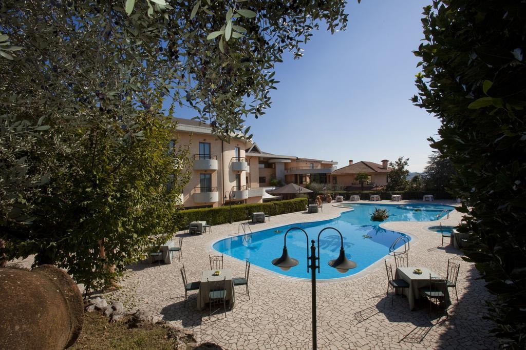 Albergo Ristorante Uliveto Veroli Bagian luar foto