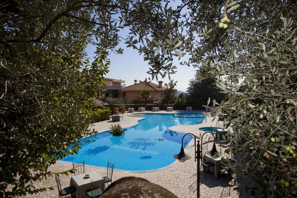 Albergo Ristorante Uliveto Veroli Bagian luar foto