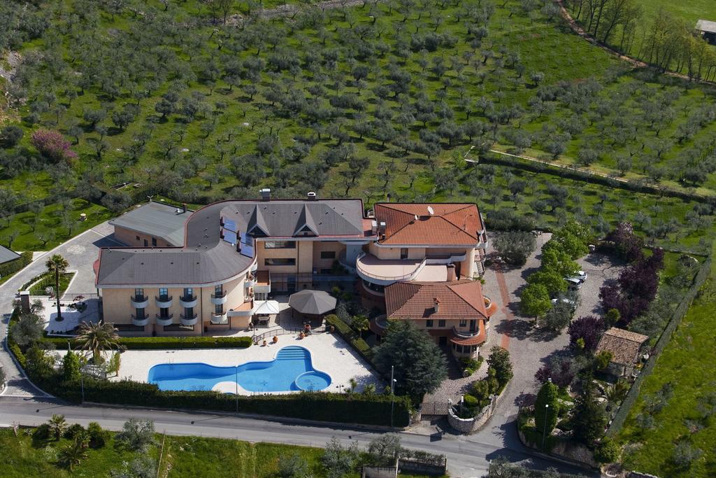 Albergo Ristorante Uliveto Veroli Bagian luar foto
