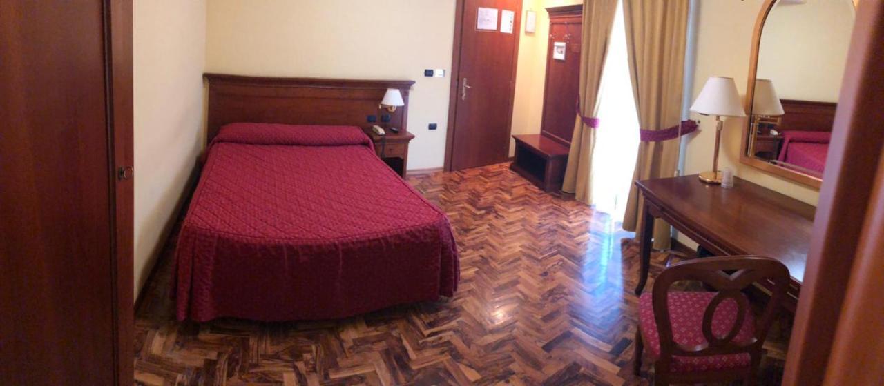 Albergo Ristorante Uliveto Veroli Bagian luar foto