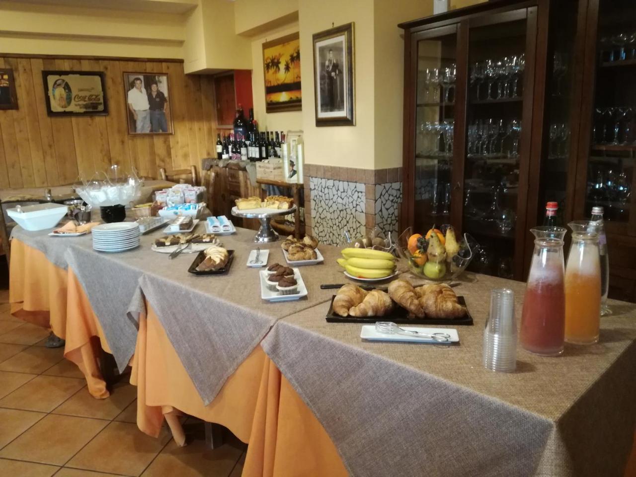 Albergo Ristorante Uliveto Veroli Bagian luar foto