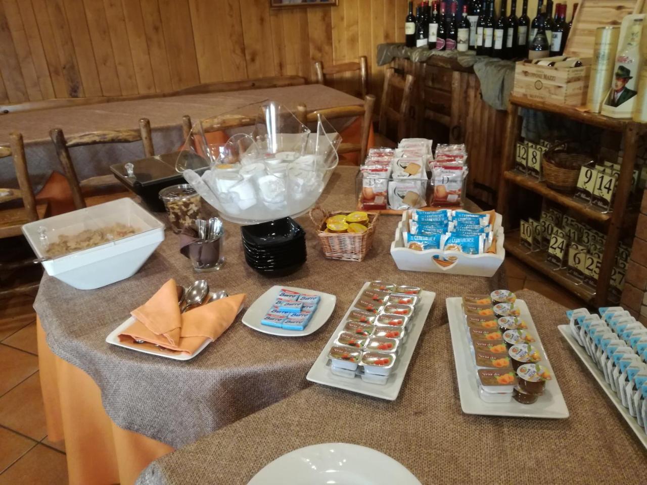 Albergo Ristorante Uliveto Veroli Bagian luar foto